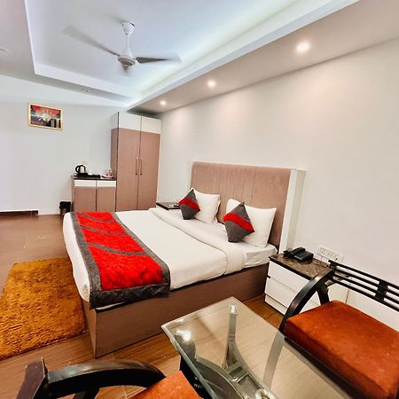 Hotel The Gold Inn - Karol Bagh Delhi Екстериор снимка