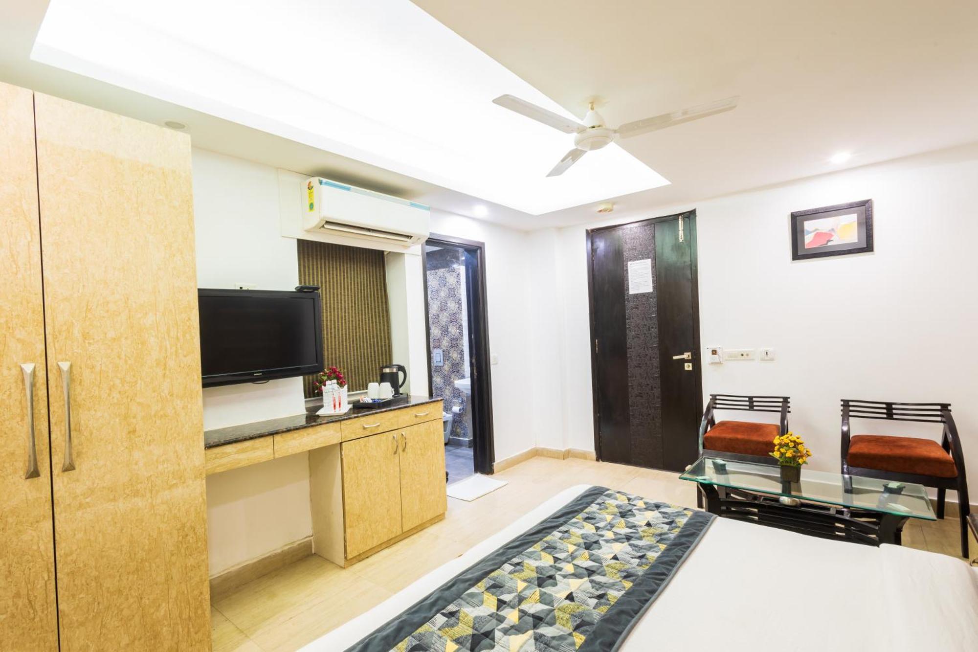 Hotel The Gold Inn - Karol Bagh Delhi Екстериор снимка