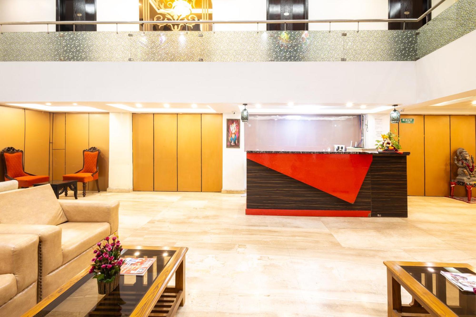 Hotel The Gold Inn - Karol Bagh Delhi Екстериор снимка