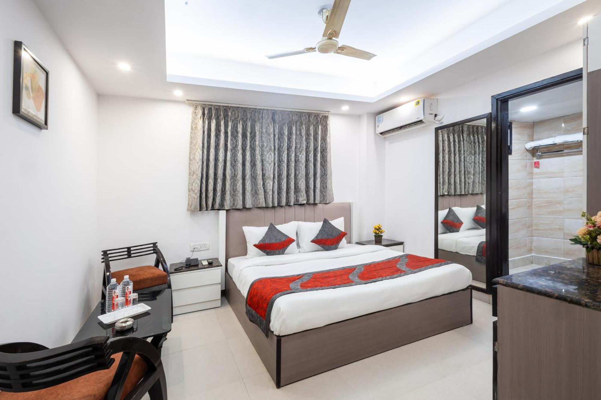 Hotel The Gold Inn - Karol Bagh Delhi Екстериор снимка
